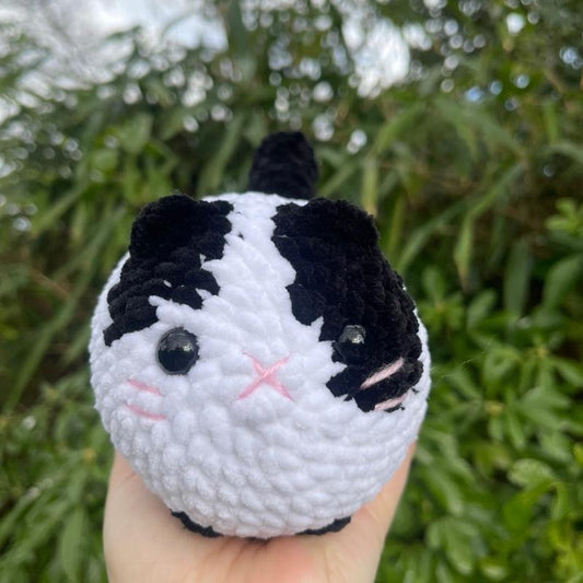 Loaf Cat Plushie - Soft and Cuddly Stuffed Toy for Kids