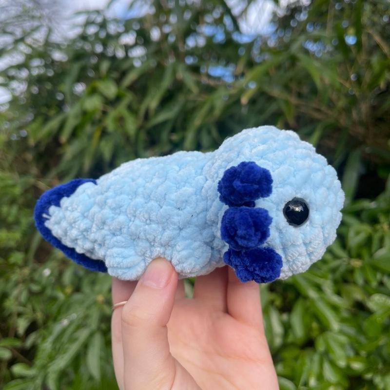Mini Axolotl Plushie