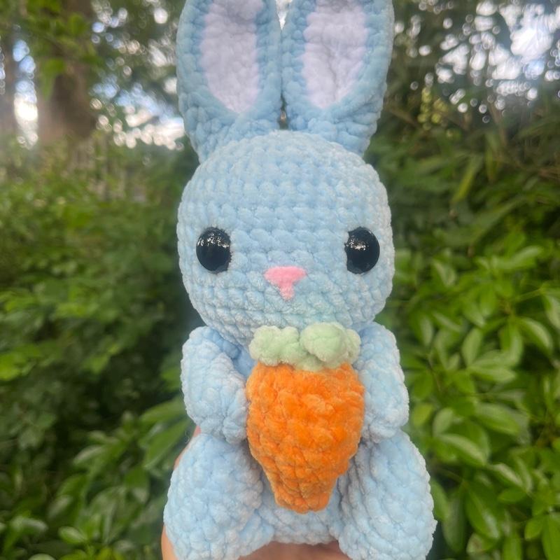 Crochet Bunny with Carrot