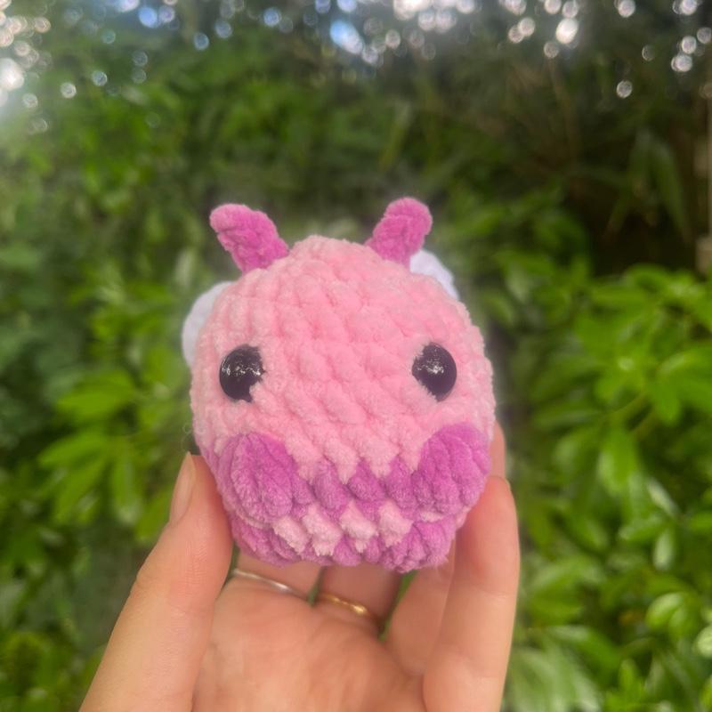 Sitting Bee Plushie