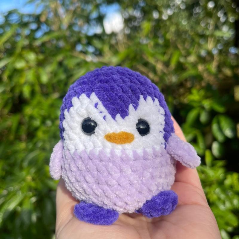 Mini penguin plushie