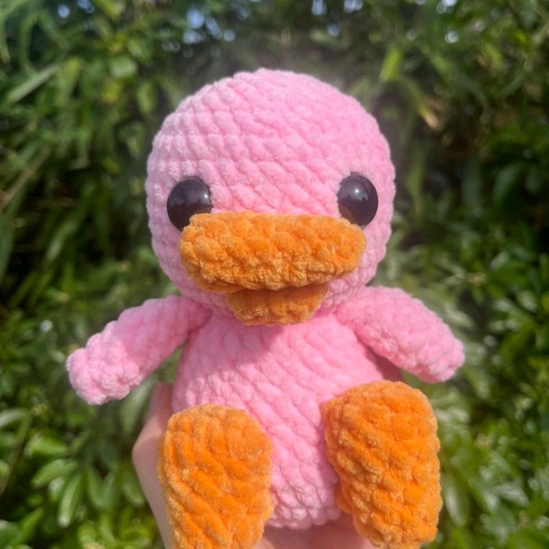 Duck Plushies - Soft and Cuddly Stuffed Animals for Kids
