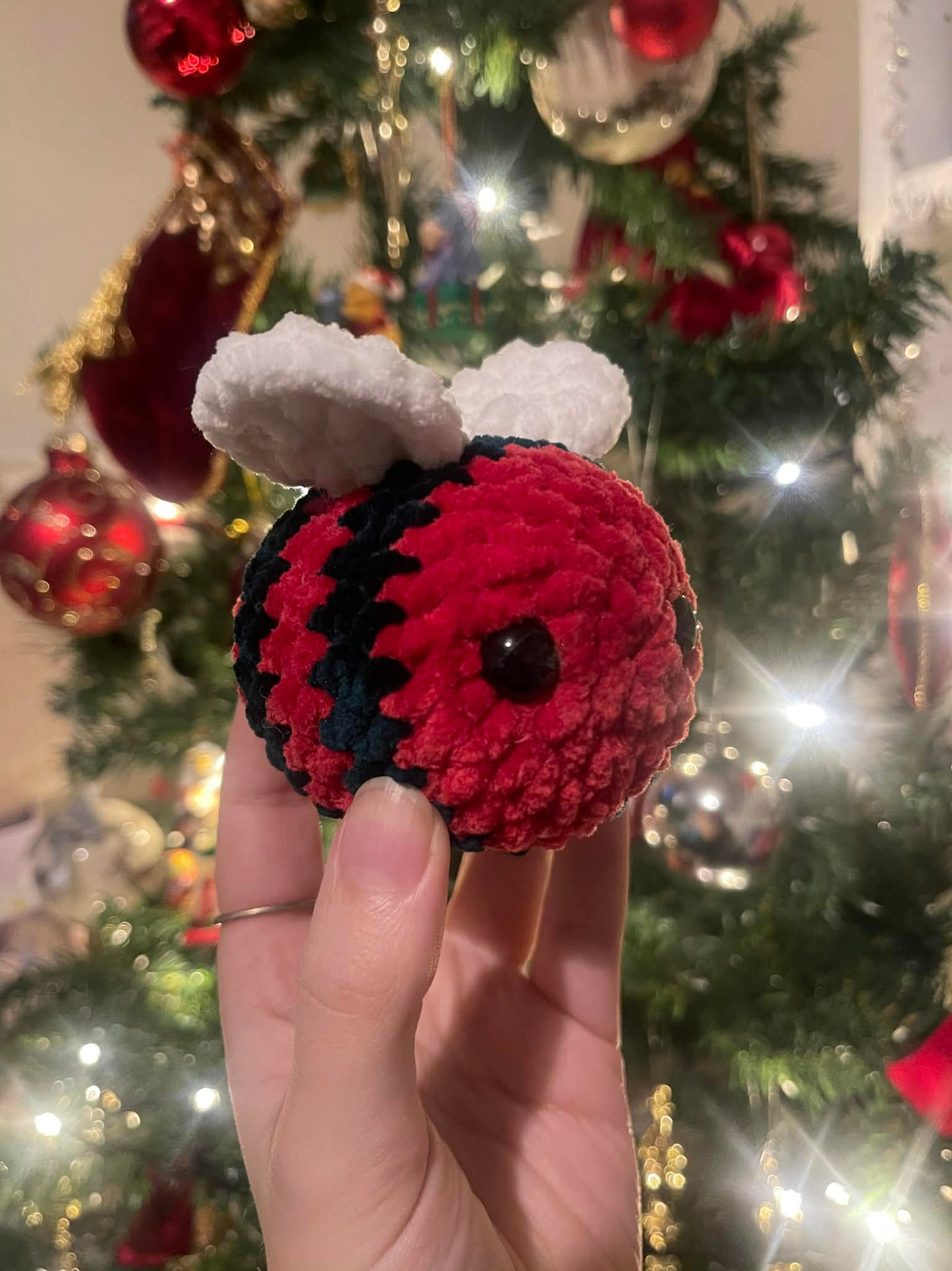 Crochet Festive Bee