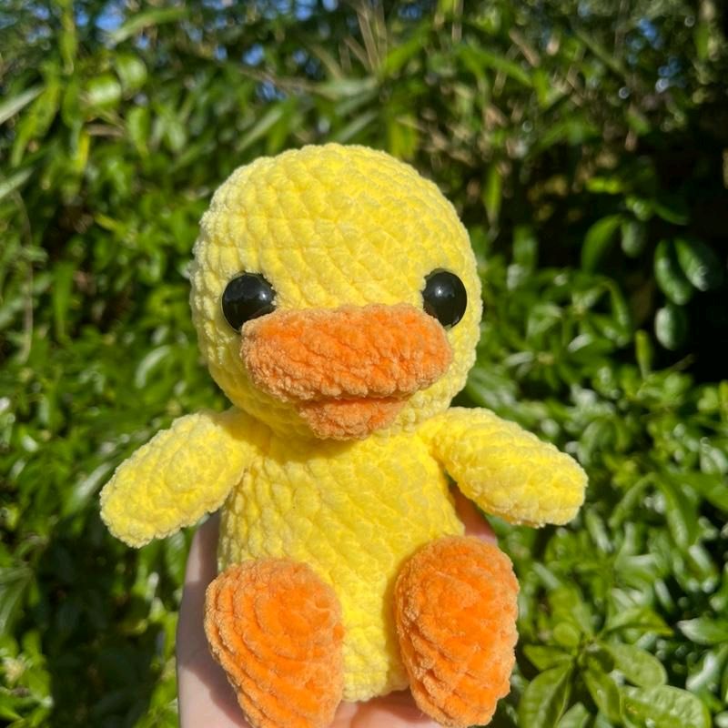 Duck Plushies - Soft and Cuddly Stuffed Animals for Kids