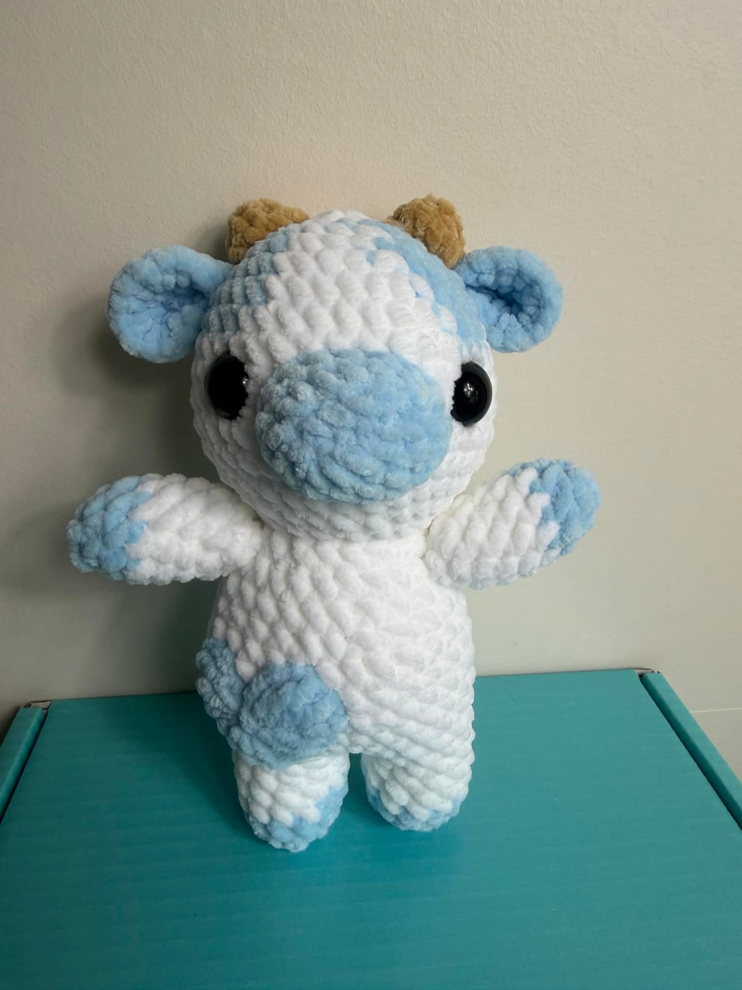 Heart Cow Plushie