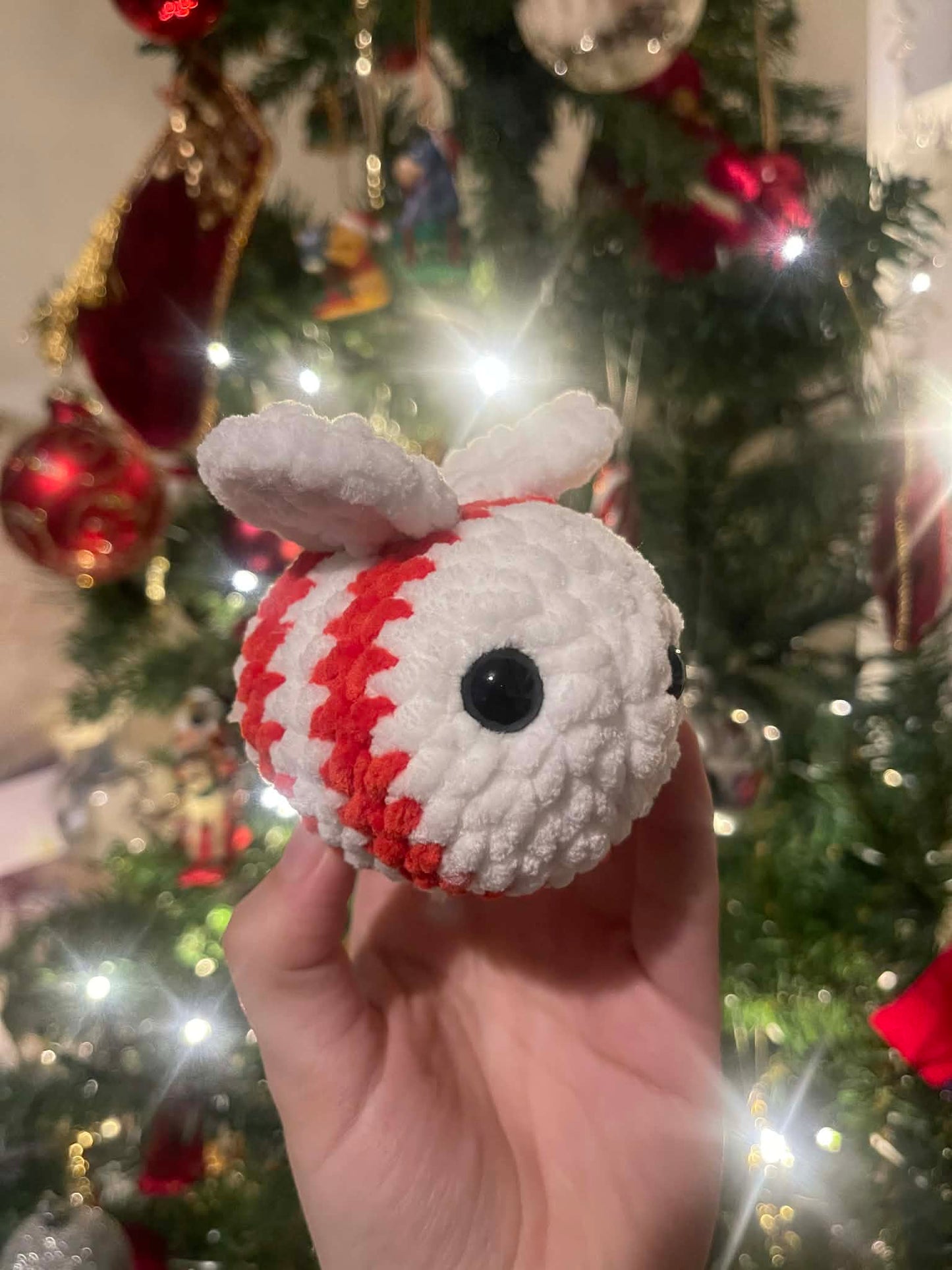 Crochet Festive Bee